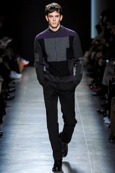 Look 13